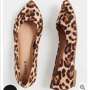 TORRID LEOPARD FAUX SUEDE POINTED TOE FLAT WIDE WIDTH 9